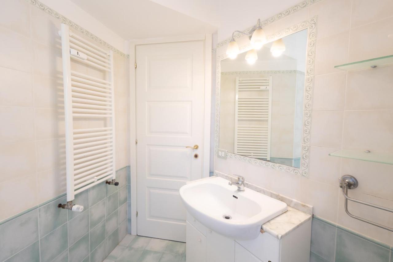 La Casa Di Daniela Apartment Lido di Ostia Luaran gambar
