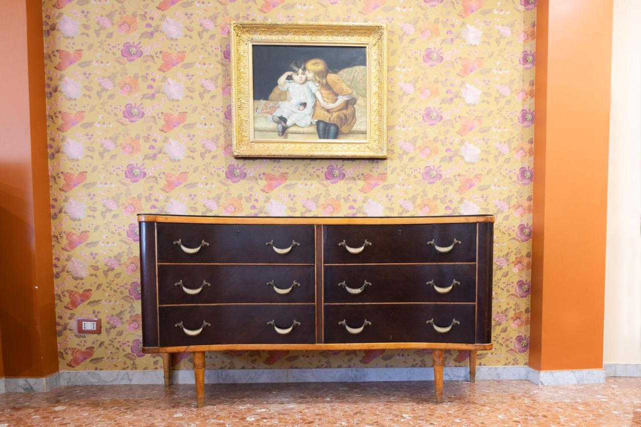 La Casa Di Daniela Apartment Lido di Ostia Luaran gambar